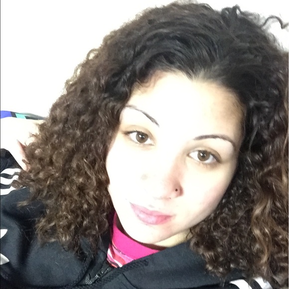 Profile Picture of Jade Corbi (@jm20) on Poshmark