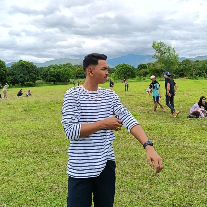 Profile Picture of MATTHEWBILITY (@mr.theo_15) on Tiktok