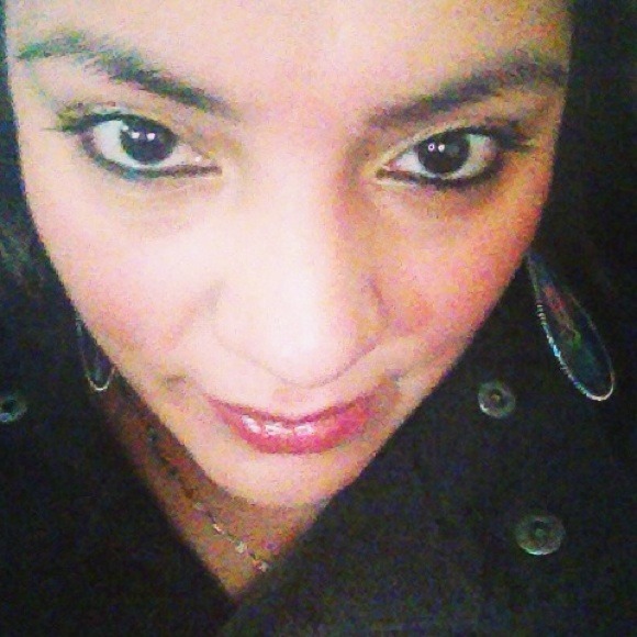 Profile Picture of Maria Carrasco (@mariacarr82) on Poshmark