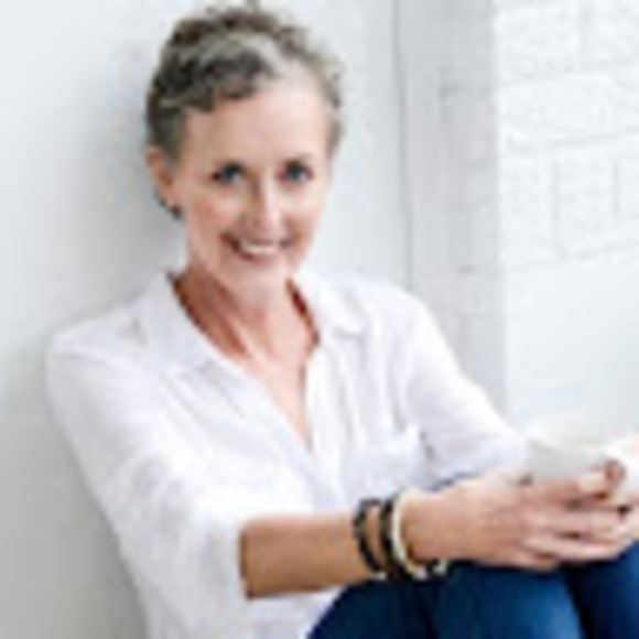 Profile Picture of Ann Mockley (@annmockley) on Poshmark