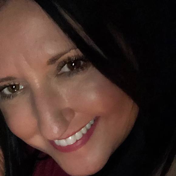Profile Picture of Misty Mccallum (@mistymccallum62) on Poshmark