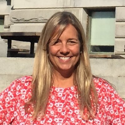 Profile Picture of Connie Sharp, NBCT (@Sharp_Librarian) on Twitter