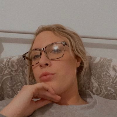Profile Picture of Hailey DeVolld (@hailey_devolld) on Twitter