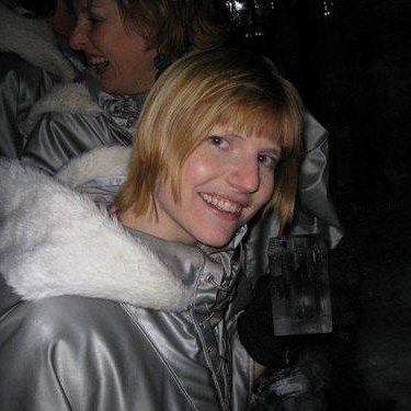 Profile Picture of Anna Bloomer (@21annab) on Twitter