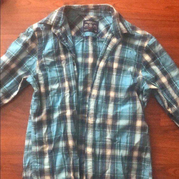 Profile Picture of Aaron Rojas (@aaron182011) on Poshmark