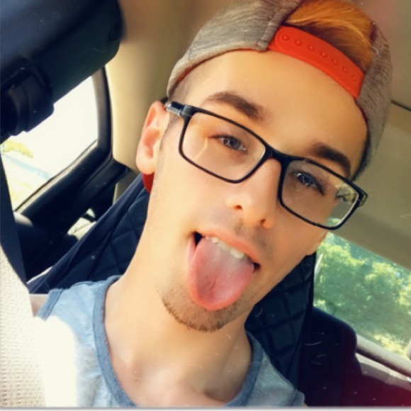 Profile Picture of Dylan Campbell (@dcdash24) on Poshmark