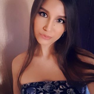 Profile Picture of Claudia Hébert (Abonnes toiixo) (@audrey.lafreniere.79) on Facebook