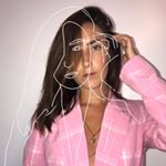 Profile Picture of Noémie Leclaire (@noemieleclaire) on Instagram