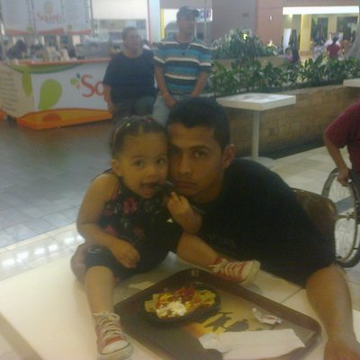 Profile Picture of Jose Camey (@michjcv) on Twitter