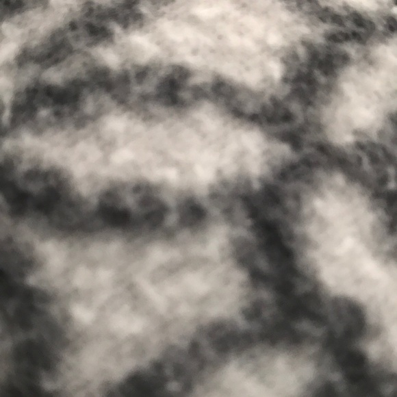 Lisa Genzer - Poshmark Profile Picture of Lisa Genzer (@lmgenzer) on Poshmark