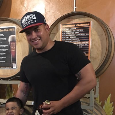 Profile Picture of Alex Villegas (@AlexV12) on Twitter