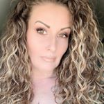 Profile Picture of juLIA Lockenkopf (@lia.curlyhead) on Instagram