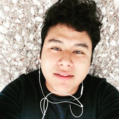 Profile Picture of César E Olvera Pérez (@hombrepanicoo) on Twitter