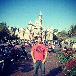 Profile Picture of Andrew Worsham (@upupandawayvacations) on Instagram