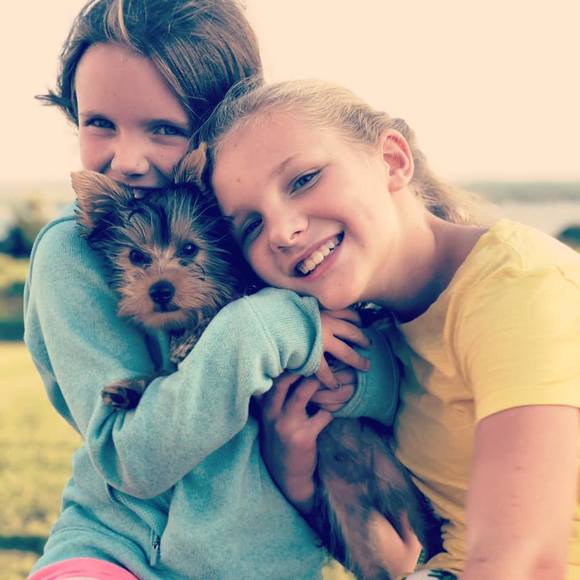 Profile Picture of Corrine Case (@corringer22) on Poshmark