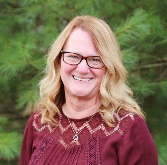 Profile Picture of Dewi Eiermann (@eiermann) on Poshmark