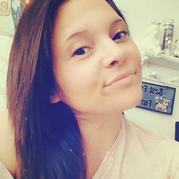 Profile Picture of Tanya Fields (@blakeylove7777) on Poshmark