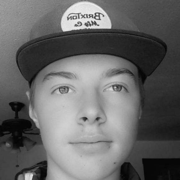 Profile Picture of Joshua Haubrich (@2202jmh) on Poshmark