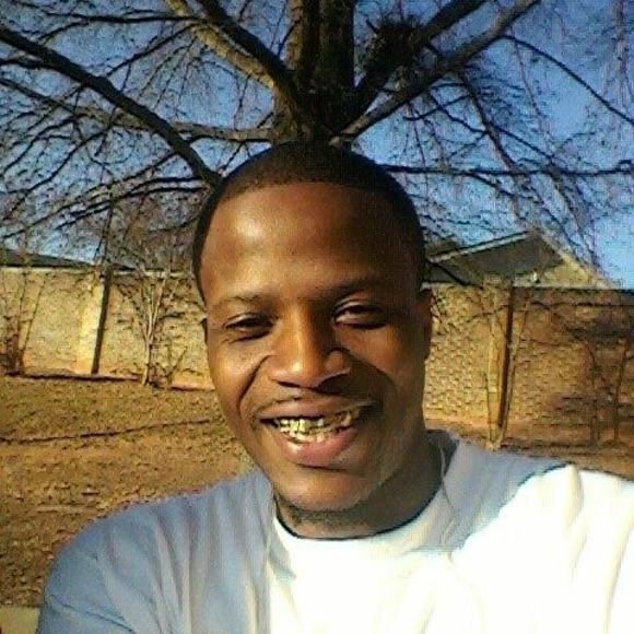 Profile Picture of Shaun Patrick (@shaun86435) on Poshmark