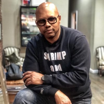 Profile Picture of Christopher Williams (@@chrisfactor) on Twitter