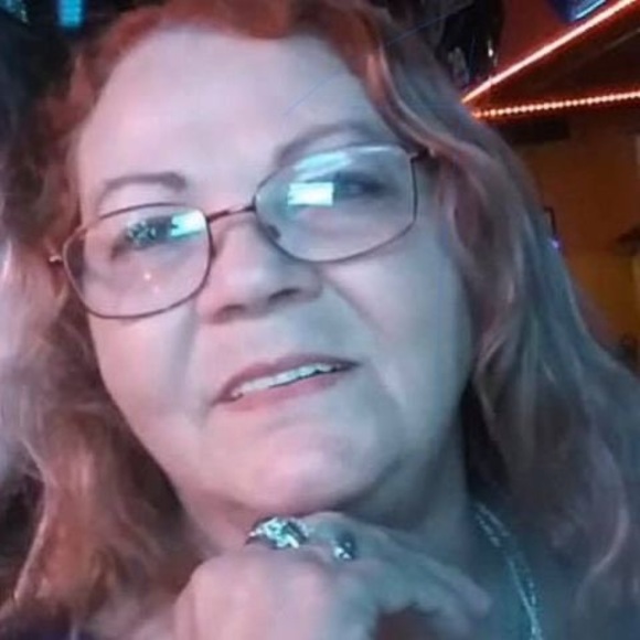 Profile Picture of Cynthia Goodman (@cynthiagoodm571) on Poshmark
