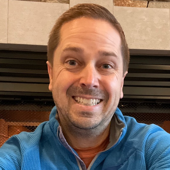 Profile Picture of Matt Vanderwende (@mvanderwende) on Poshmark