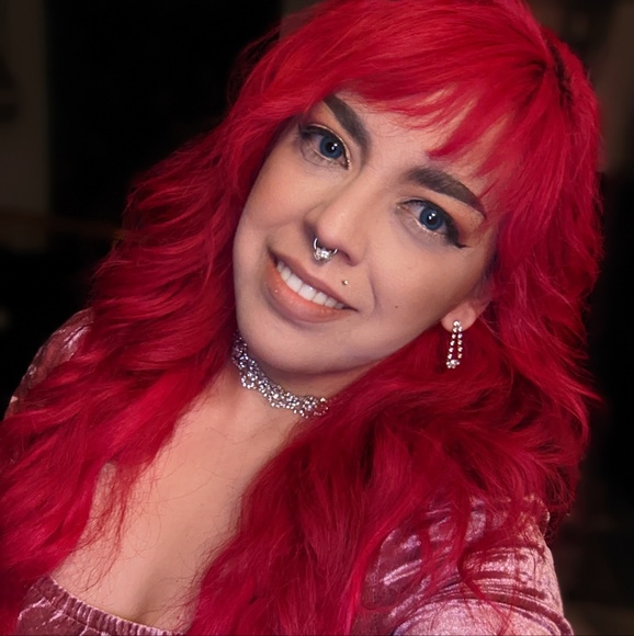 Profile Picture of Maria Quintana (@marialovesdogs9) on Poshmark