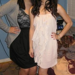 Profile Picture of Linh Do (@cooki3xlinh) on Myspace