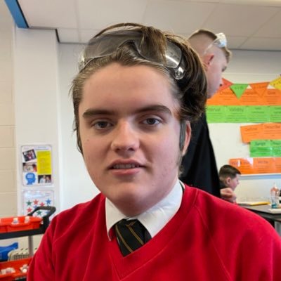 Profile Picture of Andrew Topham (@AndrewTopham10) on Twitter