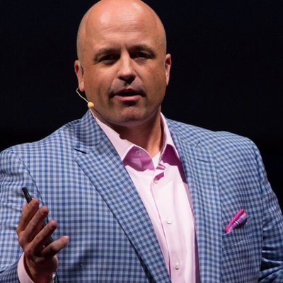 Profile Picture of (| Peter Lynch |) (@realpeterlynch) on Twitter