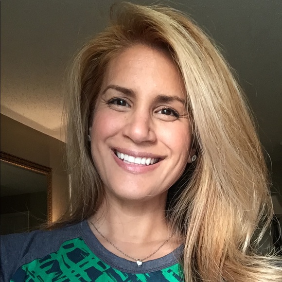 Profile Picture of Chris Gagnon (@sugarbeestudios) on Poshmark