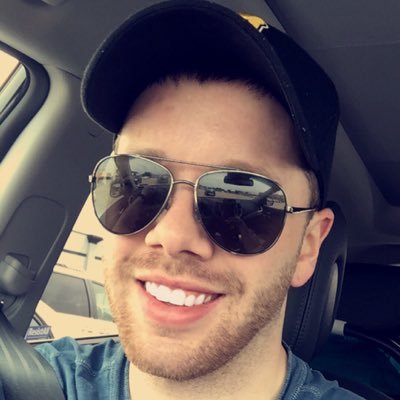 Profile Picture of Chris Ferraro (@cferr839000) on Twitter