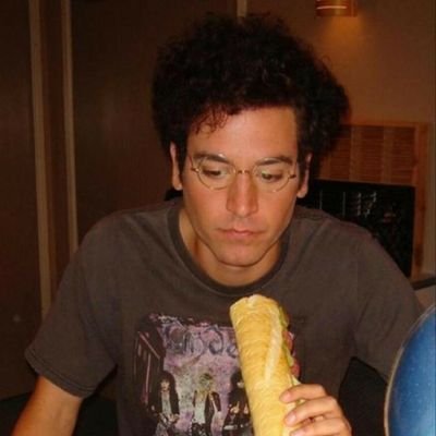 Profile Picture of Mosby. (@mahdinosaur) on Twitter