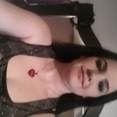 Profile Picture of Julia Carbajal (@carbajalju1982) on Twitter