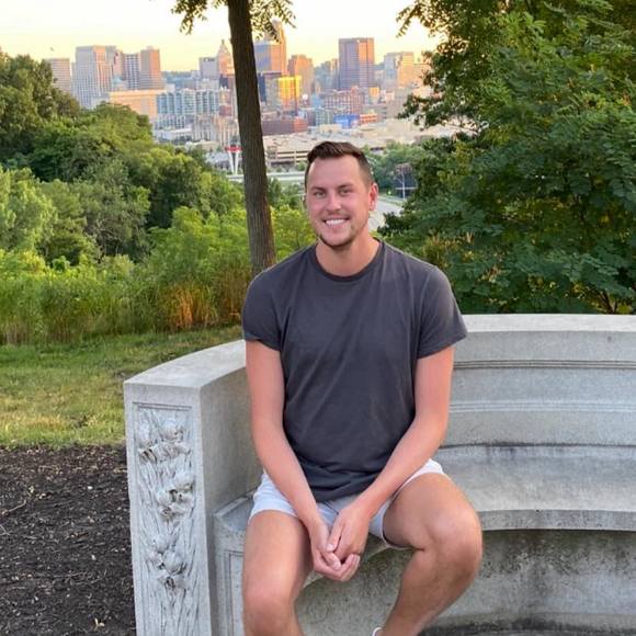 Profile Picture of Kevin William (@kkoenig516) on Poshmark