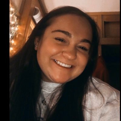 Profile Picture of Savannah Cain (@savvanyfish) on Twitter