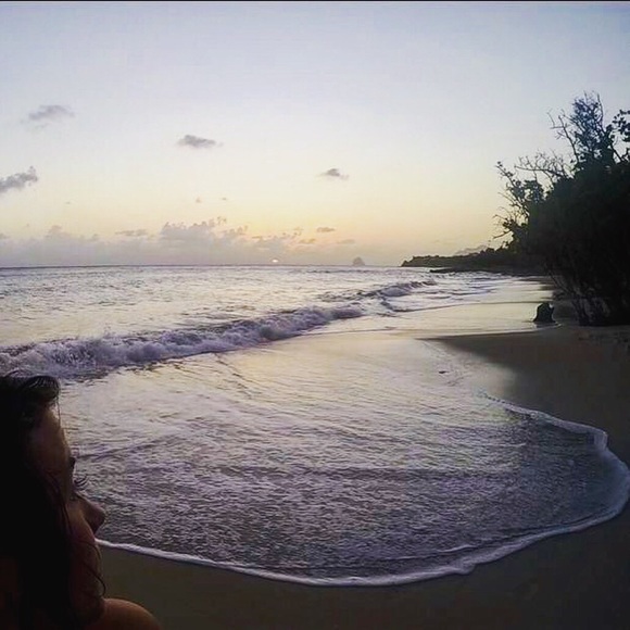 Profile Picture of Julia Tyson (@jltys) on Poshmark