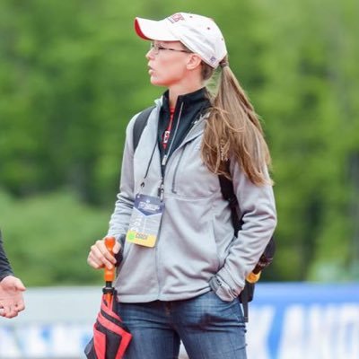 Profile Picture of Sarah Bechtel (@CoachSBechtel) on Twitter