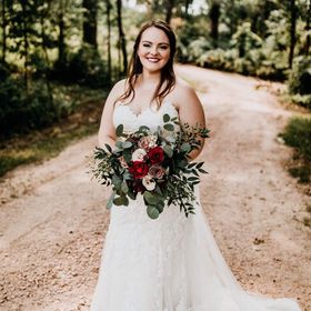 Profile Picture of Michaela Hanson (@michaelah33) on Pinterest