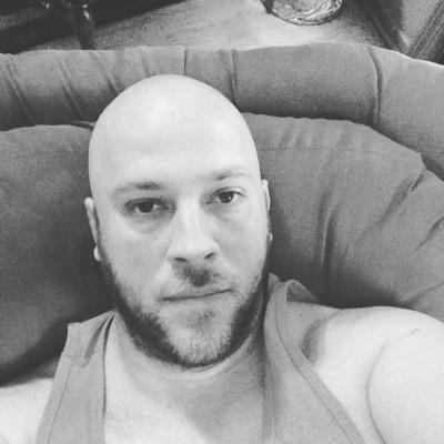 Profile Picture of Mike Frogge (@porter1129) on Twitter