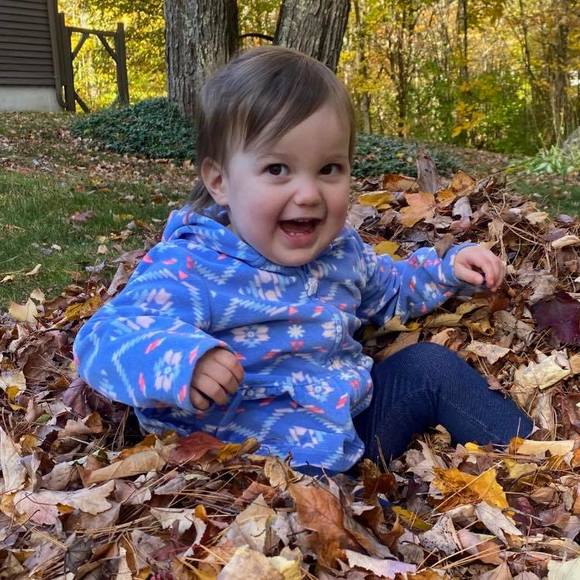 Profile Picture of Paula Parisi (@istrlvr) on Poshmark