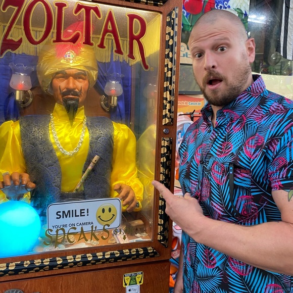 Profile Picture of Danny Nichols (@danieln332002) on Poshmark