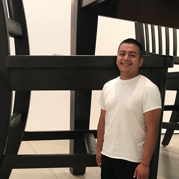 Profile Picture of Alberto Solis (@ajsolis2015) on Poshmark