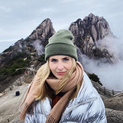 Profile Picture of Alice Gee (@alicegeePR) on Twitter