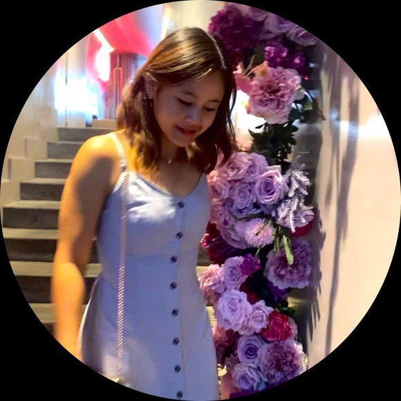 Lebelle Chee - Poshmark Profile Picture of Lebelle Chee (@lebellechee) on Poshmark