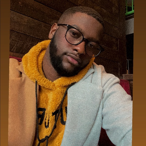 Profile Picture of Isaiah 👹 Grimsley (@i_grimsley) on Poshmark