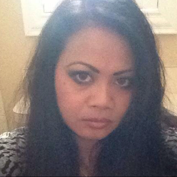 Profile Picture of Erlyn Lidey (@erlynld) on Poshmark