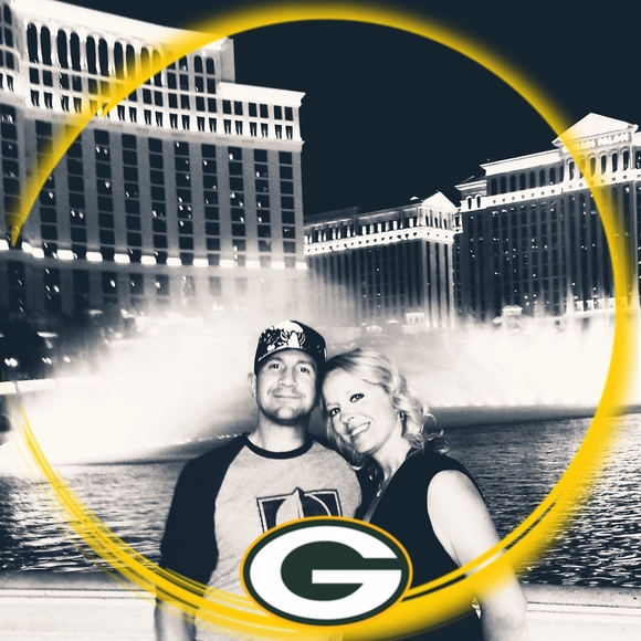 Profile Picture of Jamie Valitchka fairey (@humperfan) on Poshmark