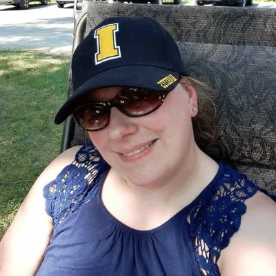 Profile Picture of Sarah DeVore (@SarahDeVore8) on Twitter