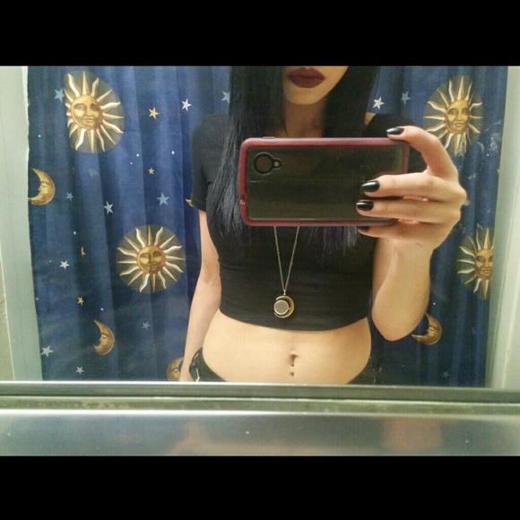 Profile Picture of Magaly Quaintance (@magalyq) on Poshmark